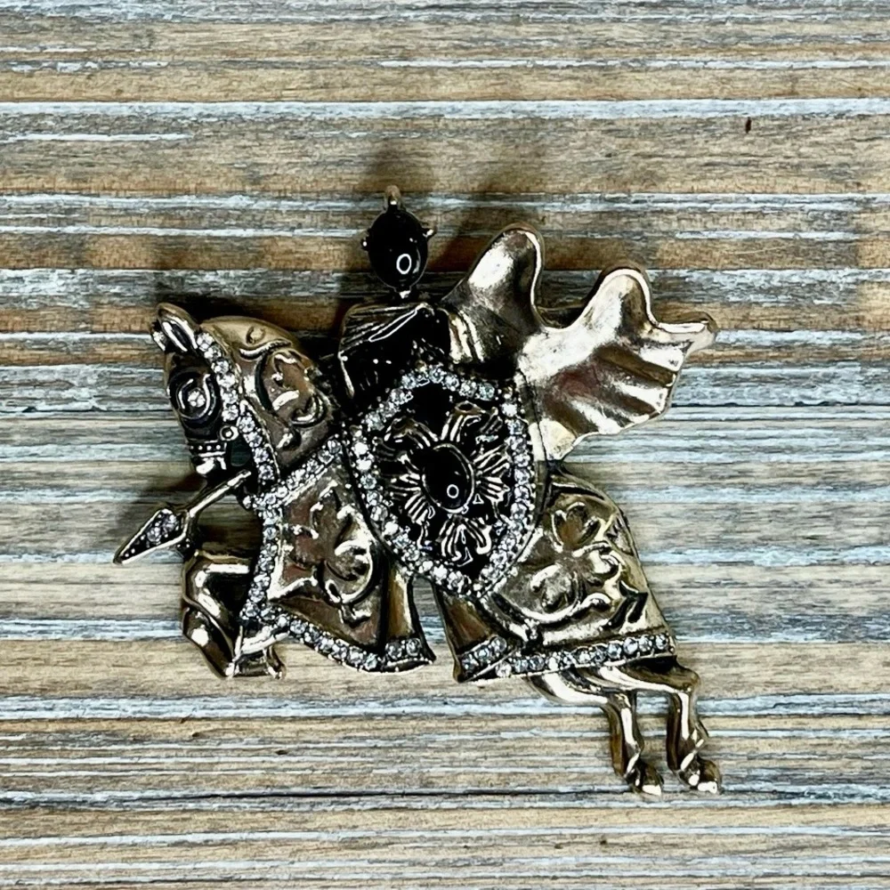 Vintage Medieval Knight and Warhorse Brooch Pin with Rhinestone, Gold-Toned NWOT